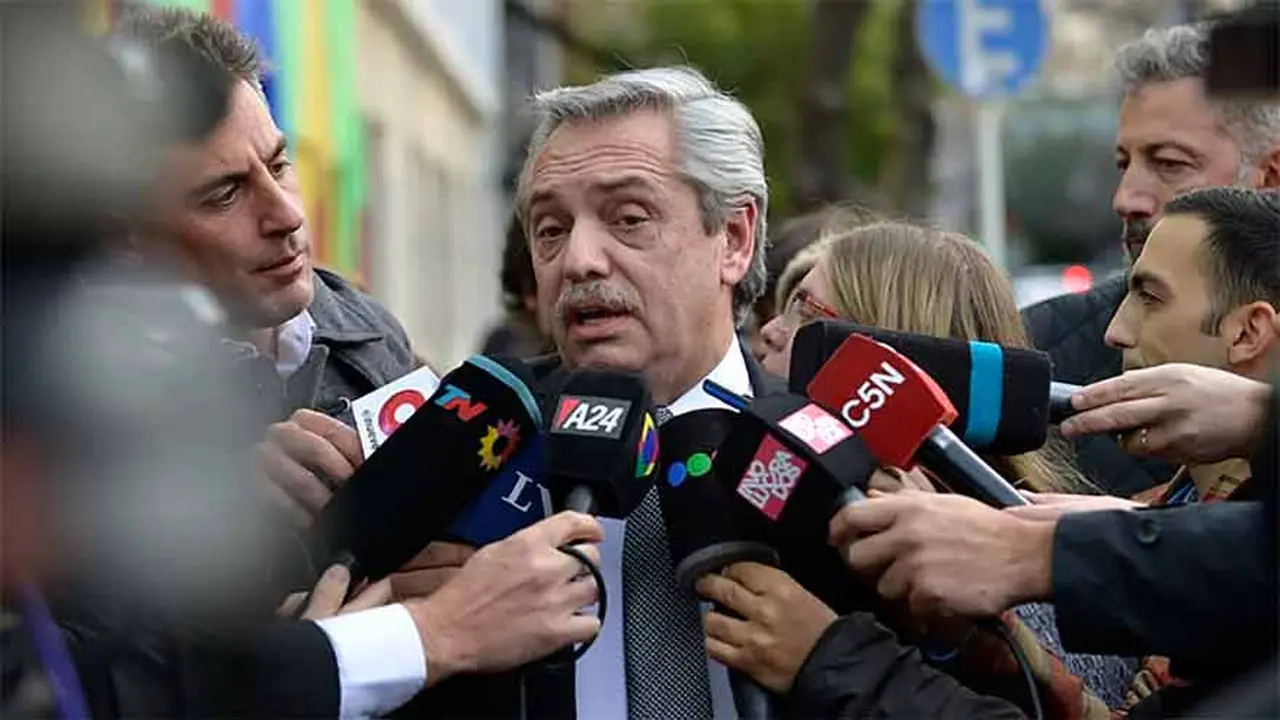 Alberto: "Hay mucha presión impositiva a las sociedades y poca a personas físicas"