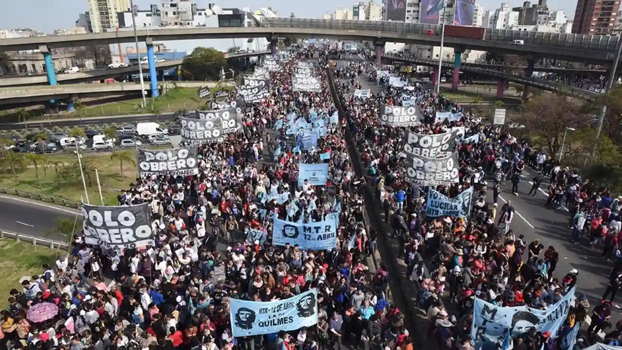 Irregularidades en planes sociales: qué dicen en las agrupaciones y por qué creen que la denuncia "es política"