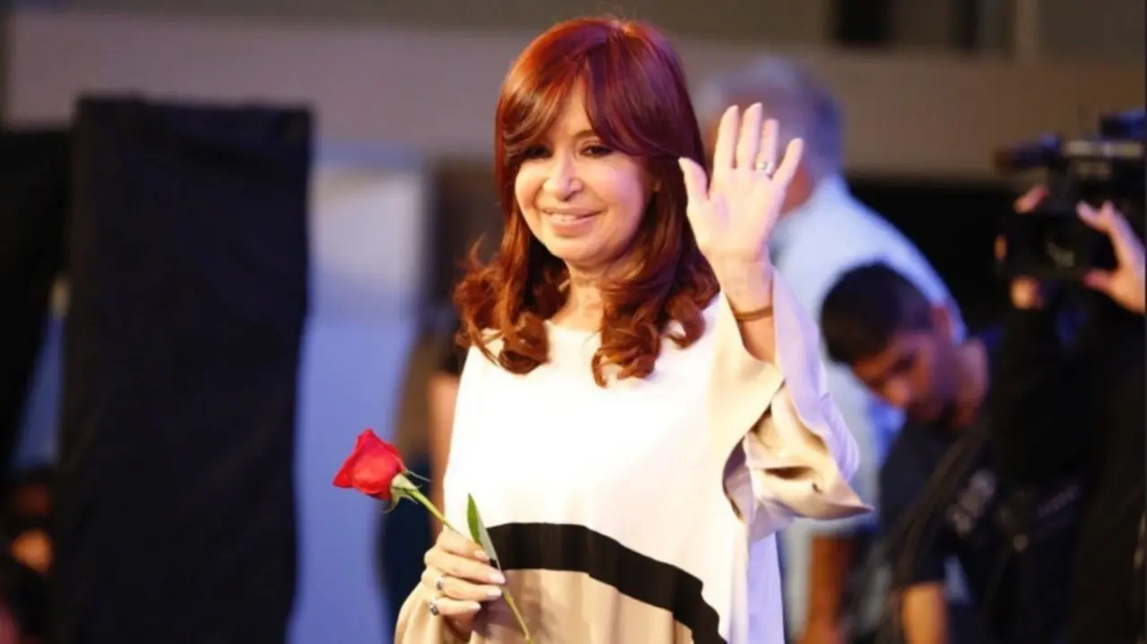 Silvestre, Brancatelli y Donda: quiénes fueron los invitados especiales que tuvo Cristina Kirchner en La Matanza
