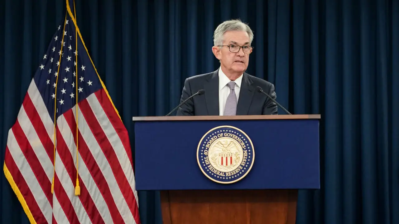 El titular de la FED, Jerome Powell, indicó que analizan la posibilidad de implementar un dólar digital