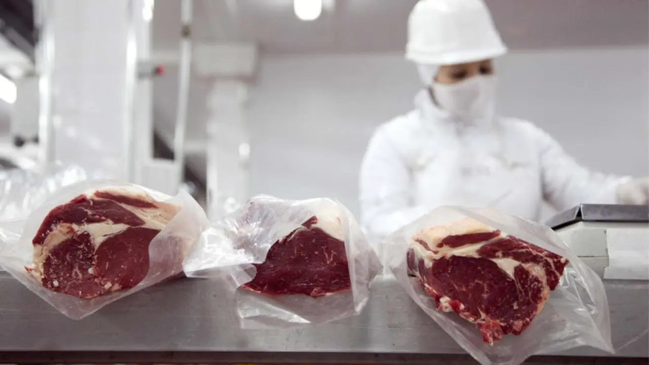 Más del 60 por ciento de las divisas que ingresan por exportación de carne provienen de China.