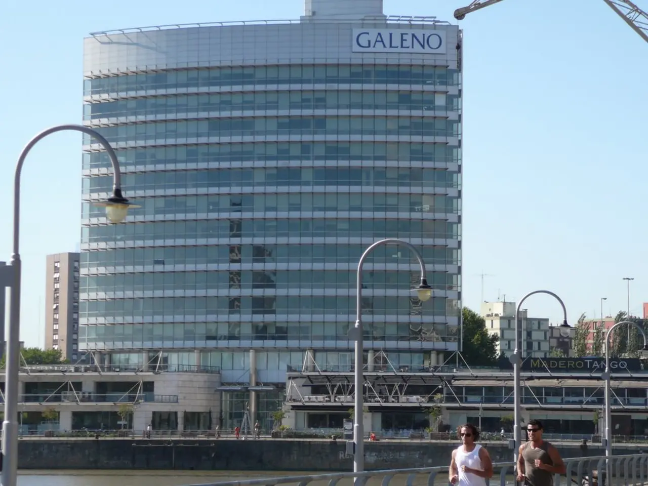 Las prepagas Swiss Medical y Galeno están entre las prepagas afectadas por la medida de los laboratorios