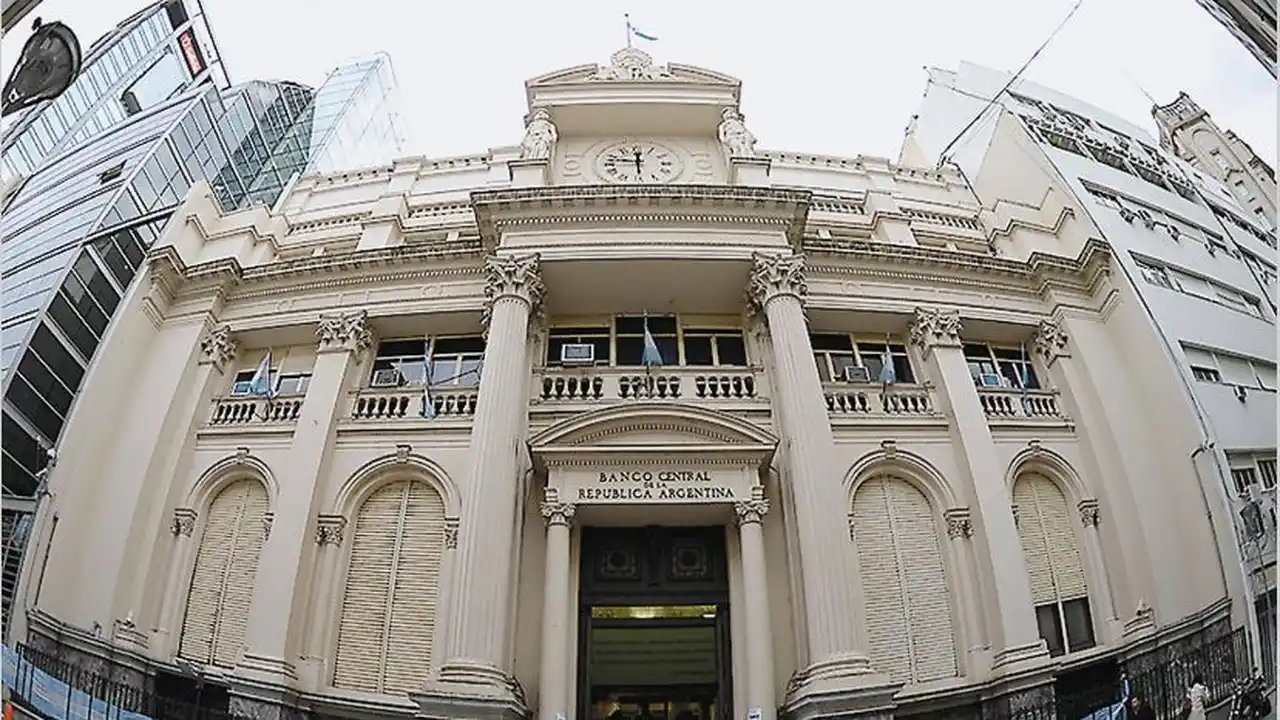 El Banco Central estableció que se podrán posponer los pagos de créditos hasta el 30 de septiembre