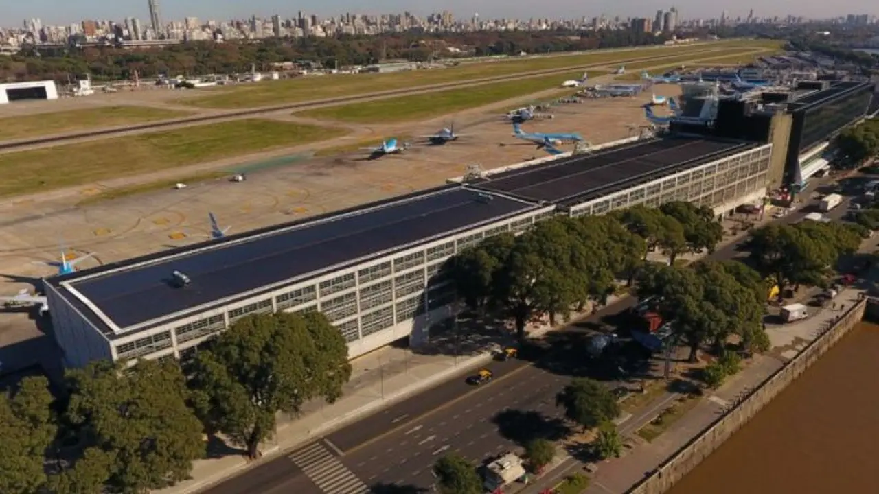 La decisión del Gobierno de iniciar las obras en la pista de Aeroparque