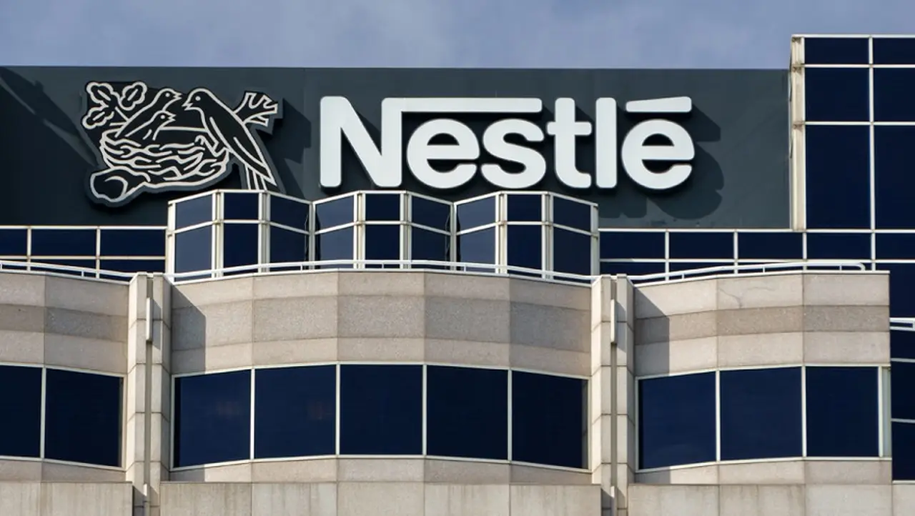 Documento de Nestlé reconoce que la mayoría de sus productos no son saludables