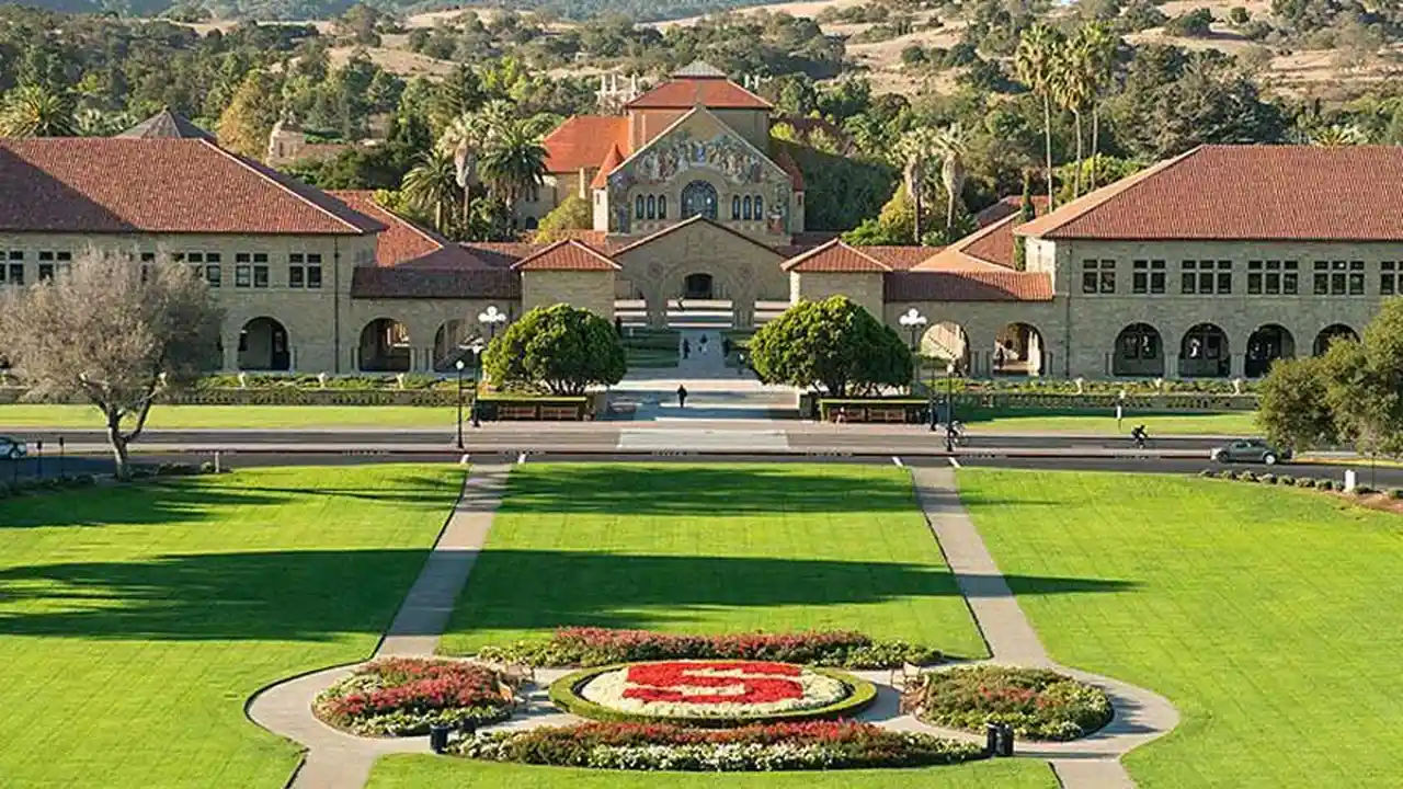 La Universidad de Stanford, cuna del Silicon Valley.