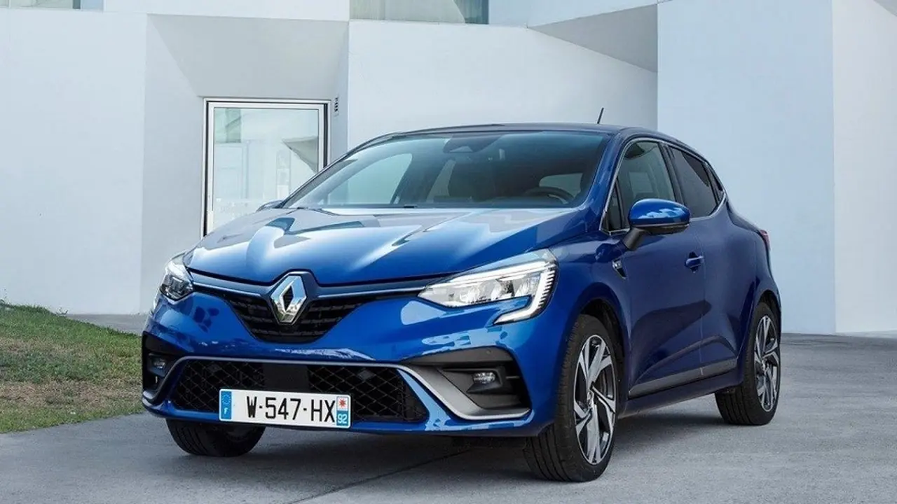 El coche de Renault vuelve con nuevo motor.