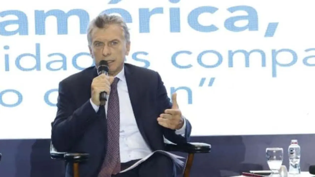 Mauricio Macri firmó un documento que cuestiona al Gobierno y alerta sobre el avance del populismo