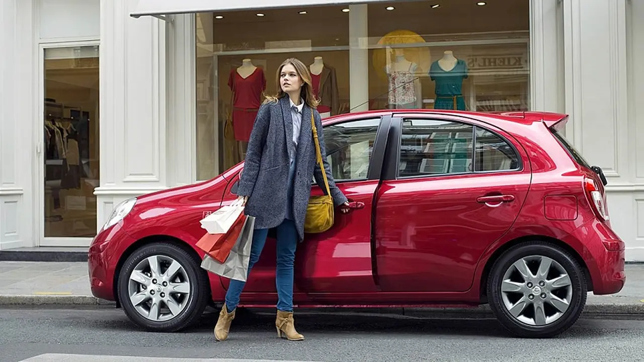 Nissan March, con plan de ahorro y diferimiento de cuota.