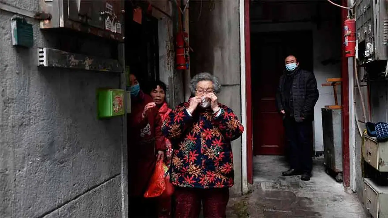 Entender por qué el coronavirus no afecta los niños y mata a los ancianos podría ayudar a vencerlo