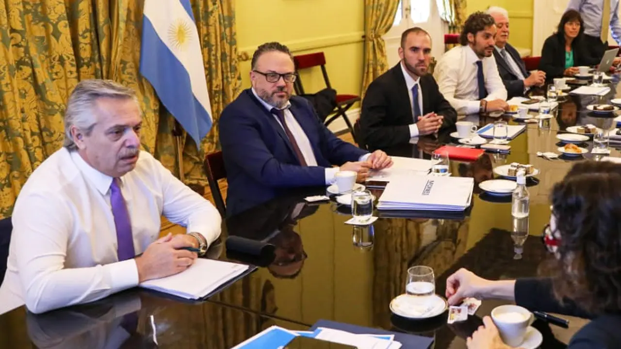 El periodista Roberto Navarro le pidió al presidente Alberto Fernández que cambie su gabinete