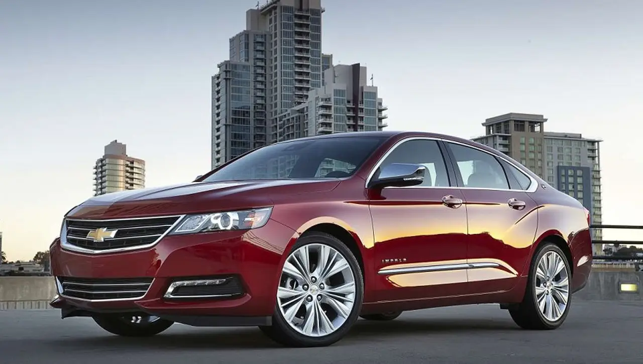 Chevrolet Impala, el sedán sigue en el podio.