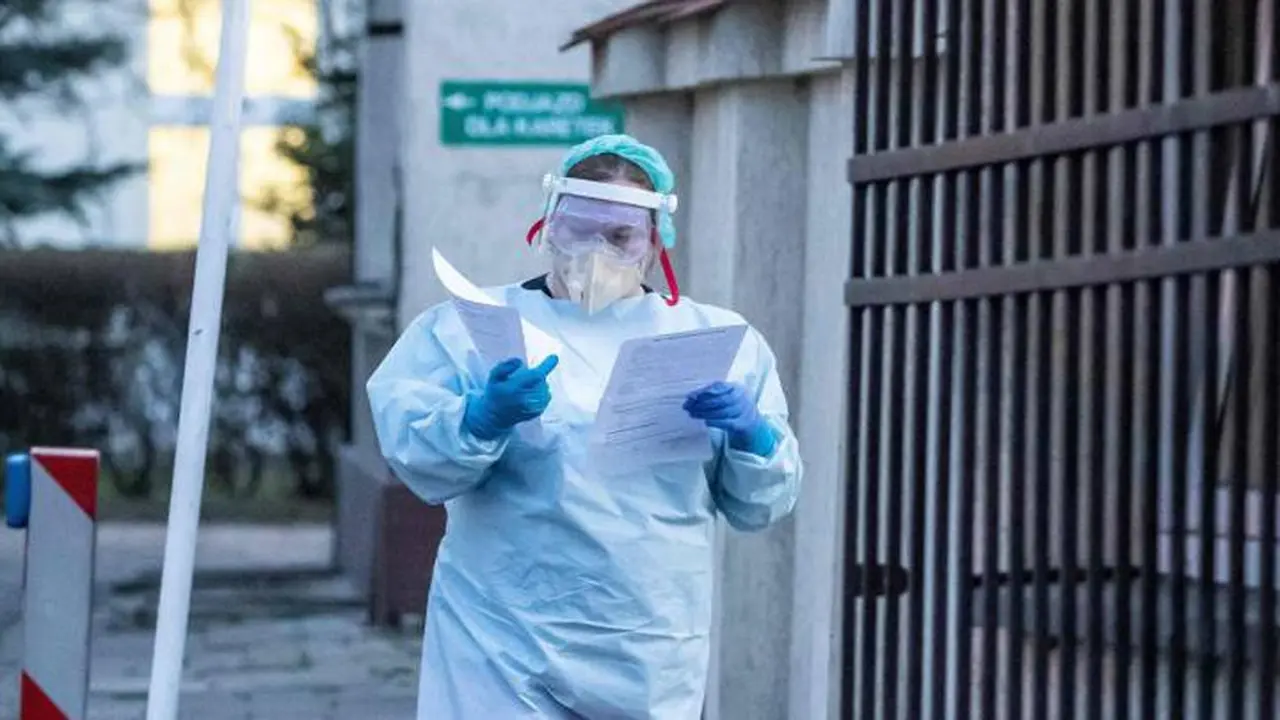 Coronavirus: hay 36 nuevos casos y el total en el país ya superó los 300