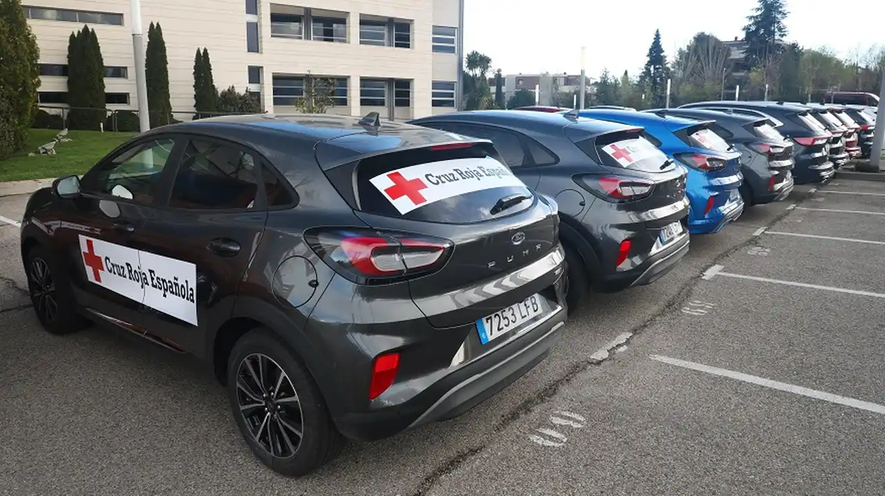 Ford cede sus autos en España para médicos.
