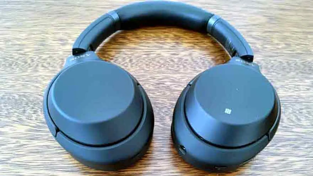Los auriculares y audífonos solo deberían cargarse de día.