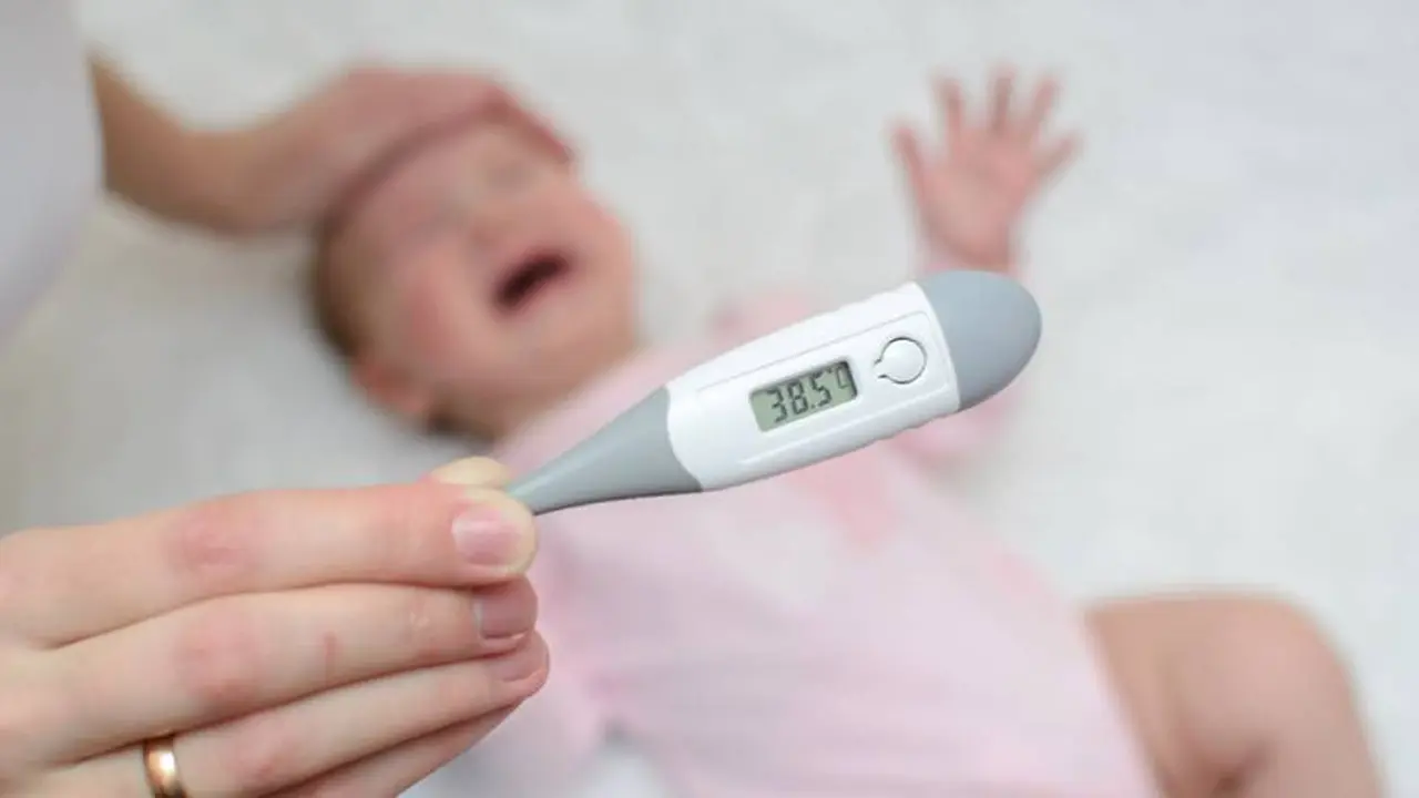 En los bebés la fiebre puede ser más severa
