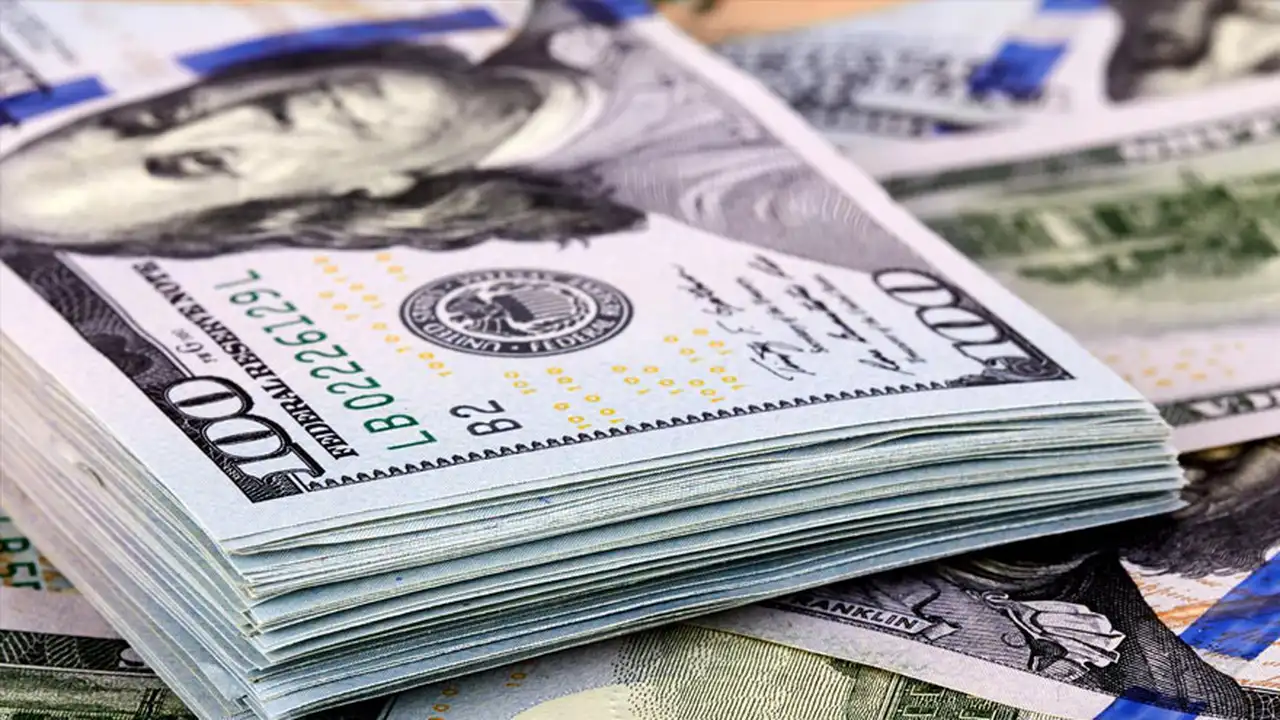 Alerta en el mercado: salto del dólar bolsa despertó la avidez de los argentinos y disparó compra online de divisas