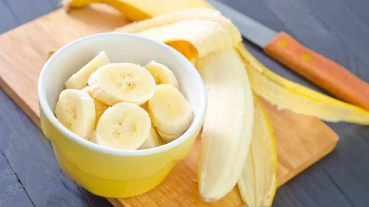 La banana es uno de los alimentos para fortalecer los músculos