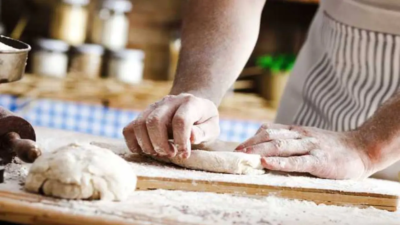 La OMS aconseja consumir no más de 250 gramos de pan por día