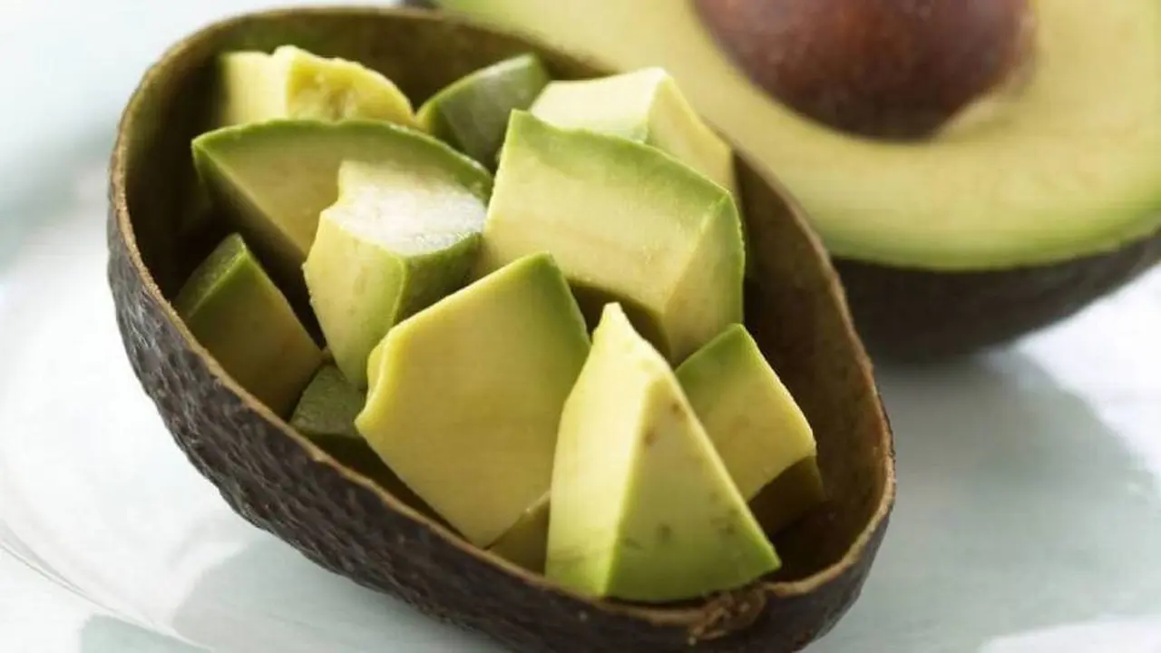 La palta, otro alimento rico en nutrientes para cuidar la salud pulmonar
