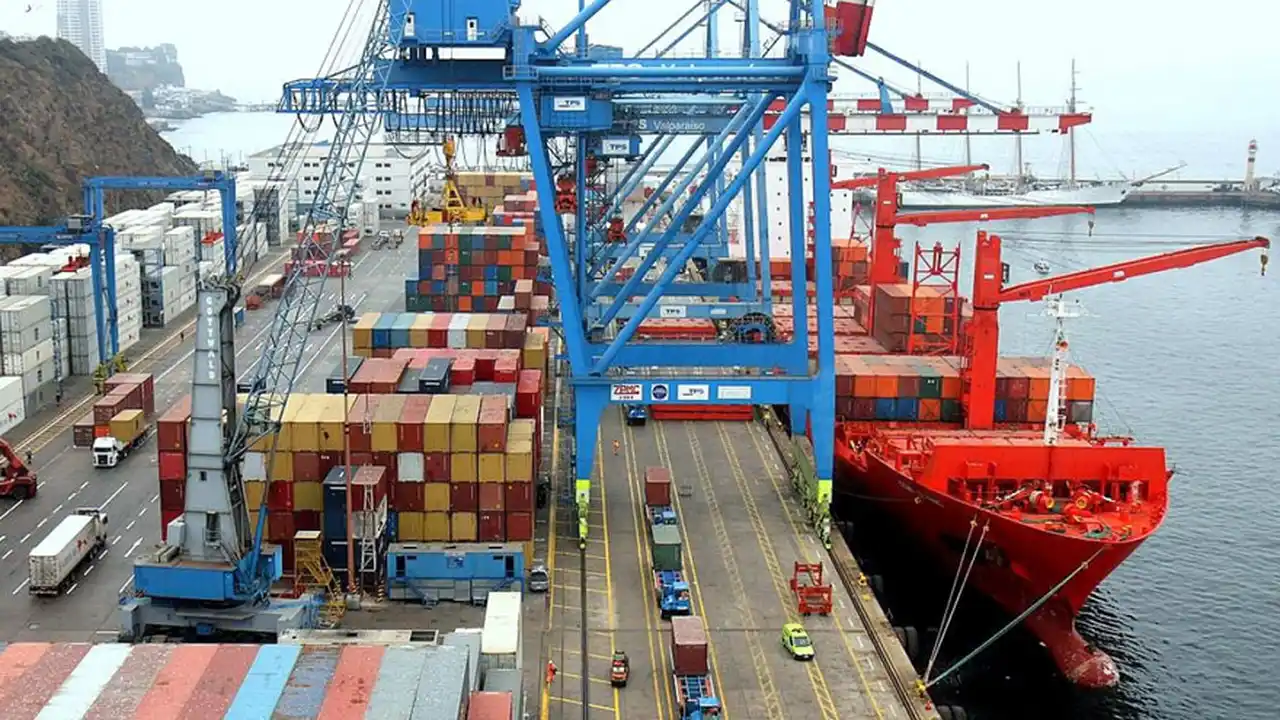 Puerto de Buenos Aires: el Gobierno tomó sobre la hora la decisión de extender concesiones.