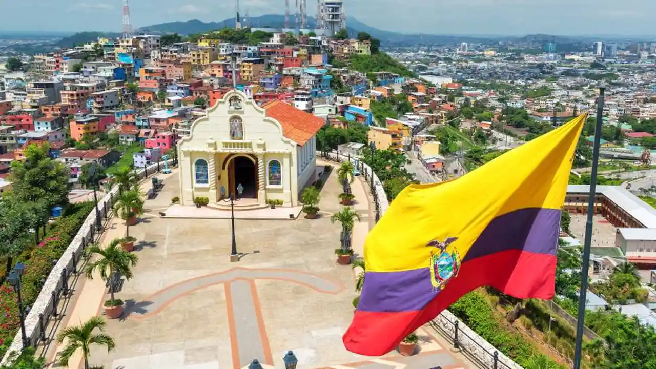 Ecuador tiene más de 30 mil casos confirmados de Covid-19