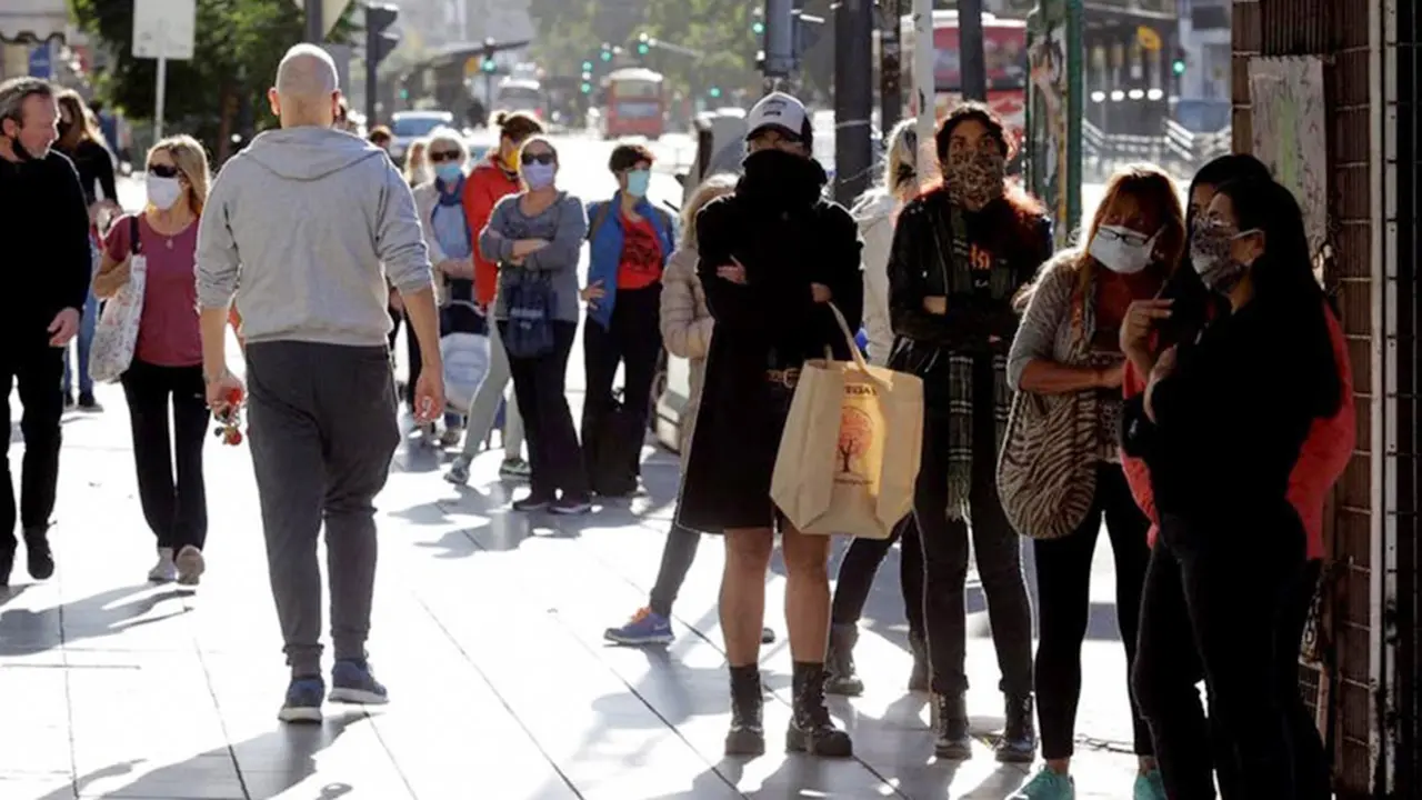 La cuarentena paralizó a la economía en los últimos 10 días de marzo.