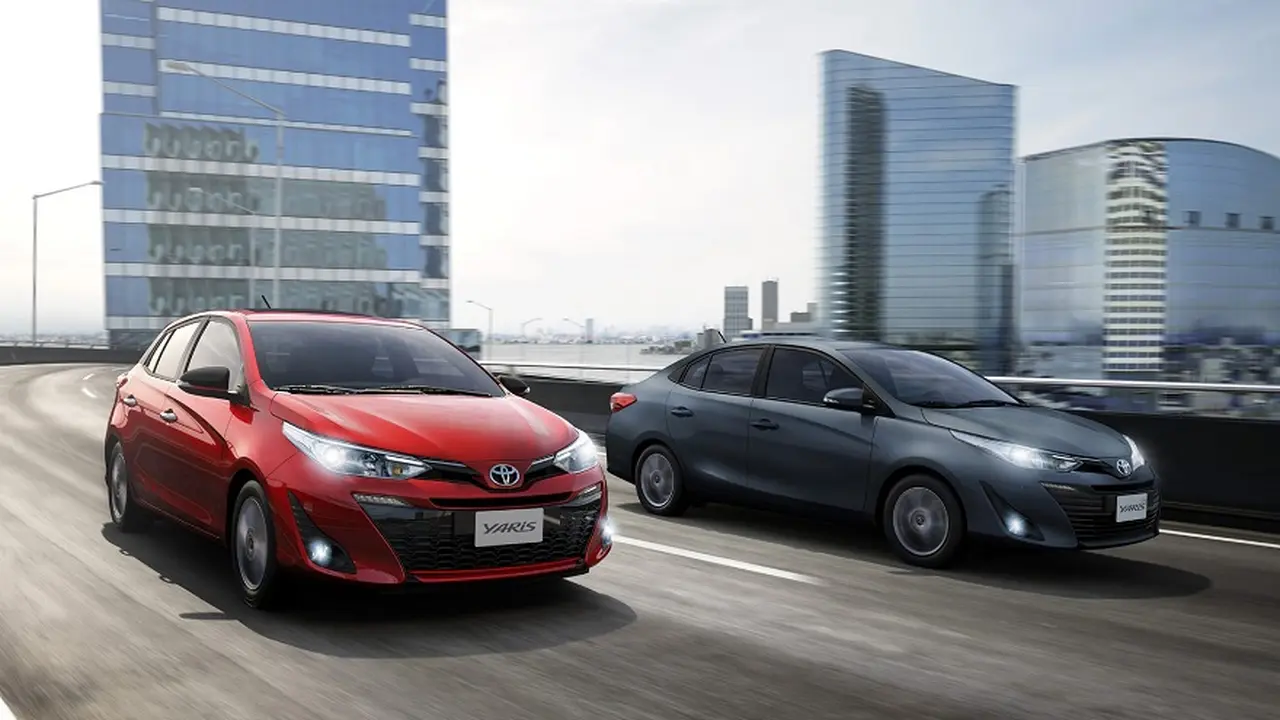 Toyota Yaris, en versión sedán y hatch.