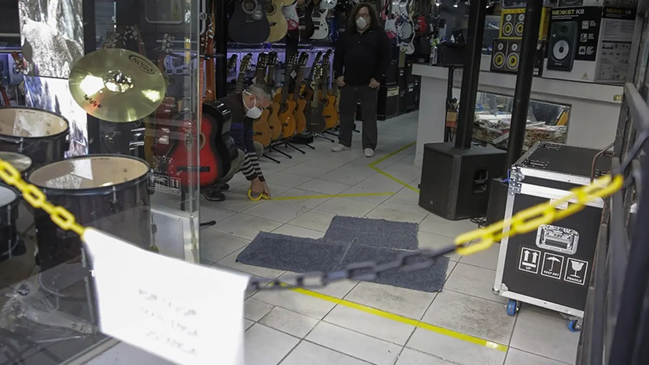 Por la cuarentena, algunos comercios no tuvieron apertura alguna desde el 20 de marzo.