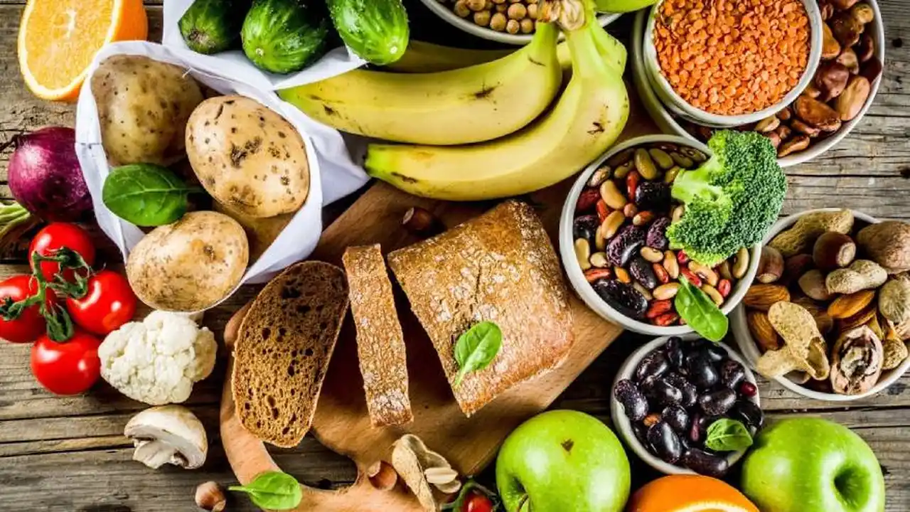 Estos son algunos de los alimentos que se pueden consumir en una dieta vegetariana y vegana