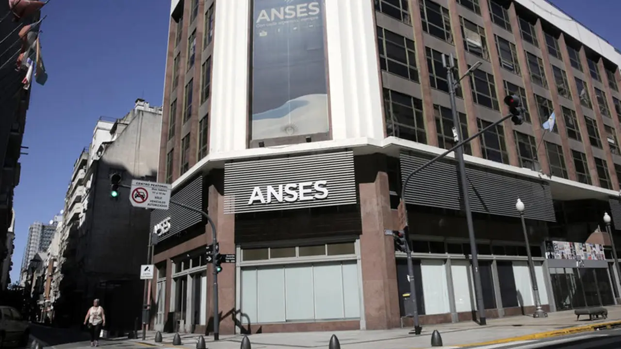 Cómo reactivar el bono de la ANSES para desempleados