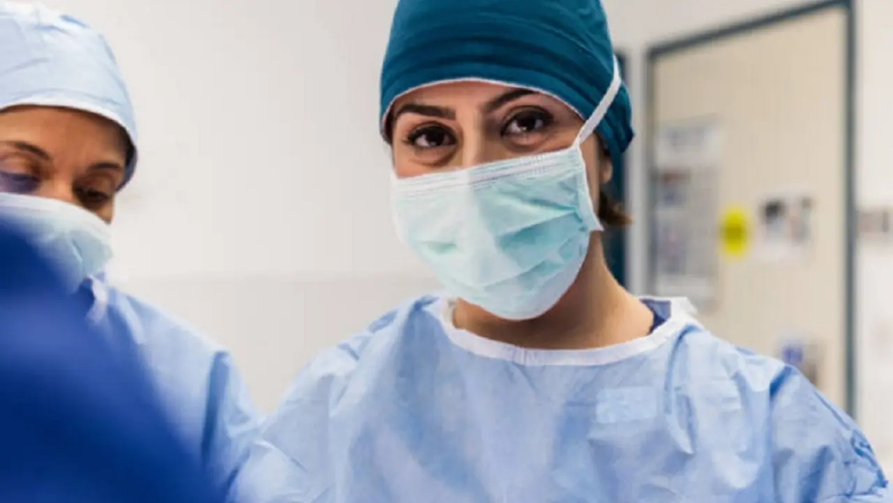 Especialistas en salud, muy requeridos hoy y en el futuro.