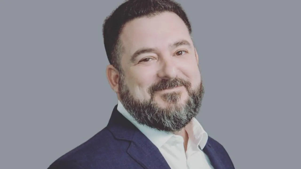 Por qué el argentino trabaja más días para pagarle al Estado que para sí mismo, según el abogado Martín Litwak