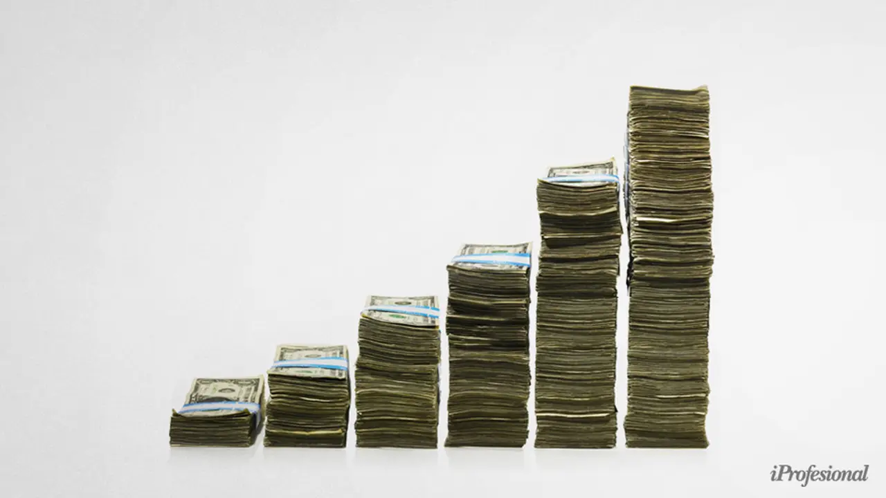 IDESA: cómo ven al dólar oficial y al paralelo respecto a 2001