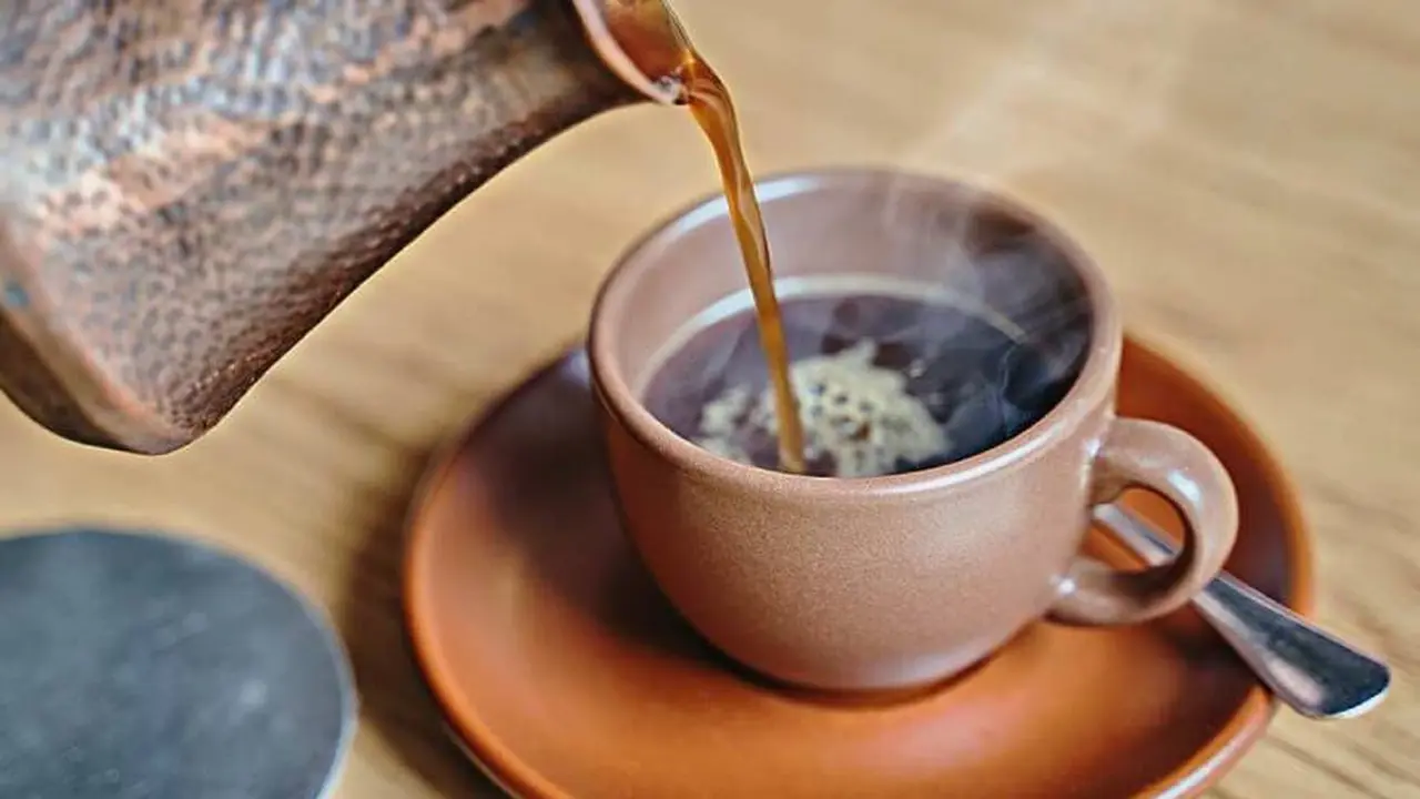 El consumo de café podría tener beneficios, pero también producir consecuencias en la salud