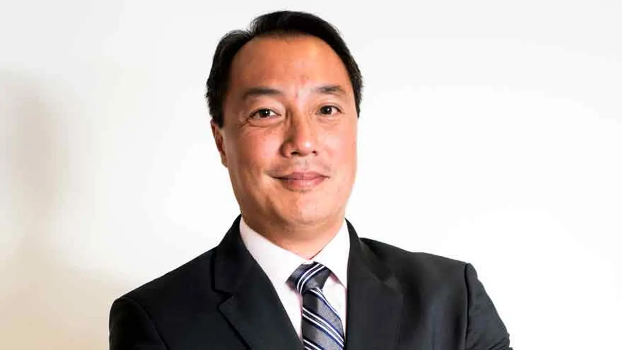 Gabriel Sakata: 
