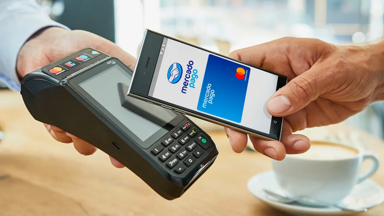 MercadoPago dispone de una tarjeta propia.