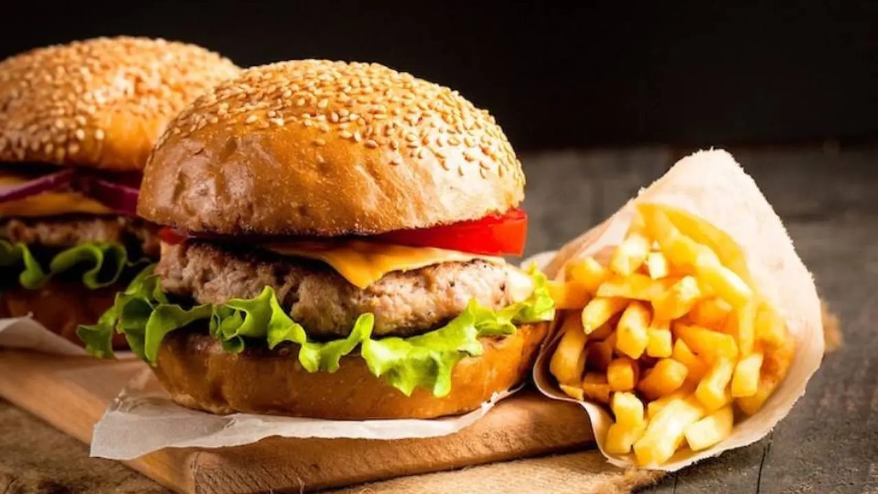 Las grasas saturadas deben evitarse en las dietas keto