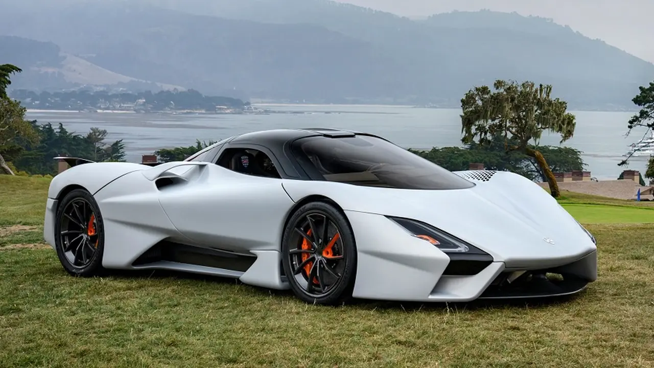 Autos deportivos made in EE.UU: SSC Tuatara.