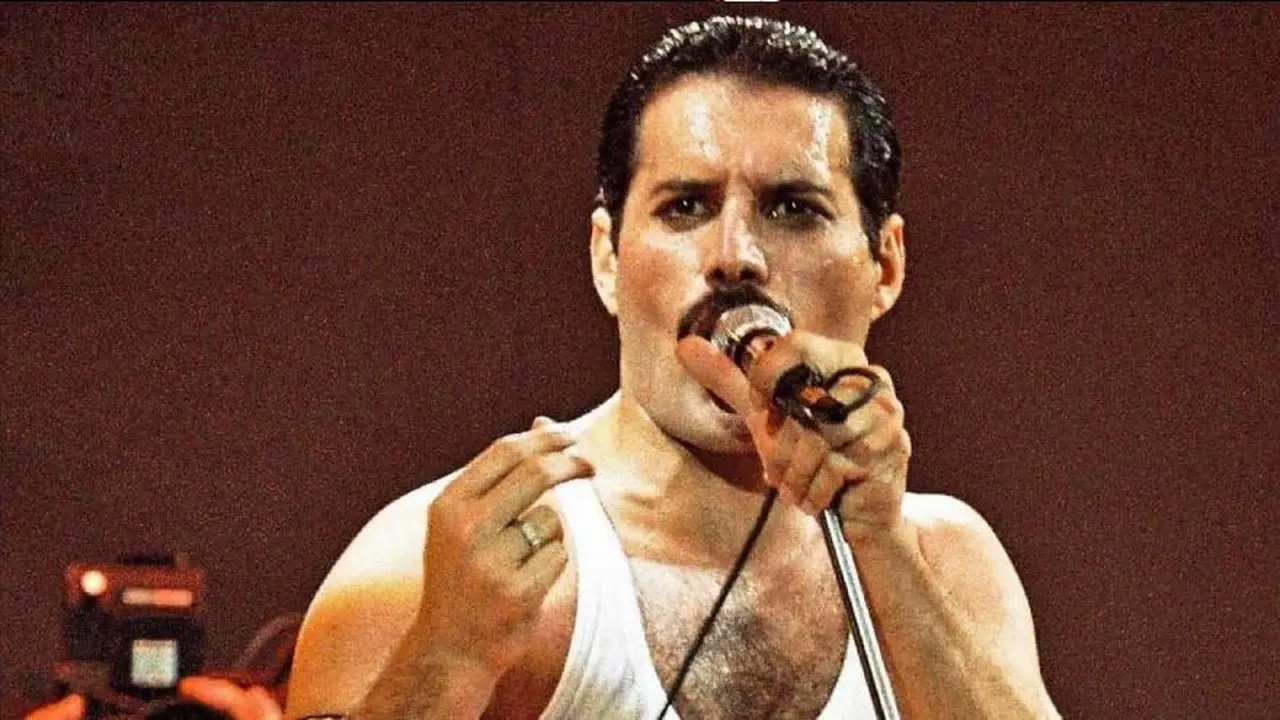 Freddie Mercury en pleno éxito con Queen