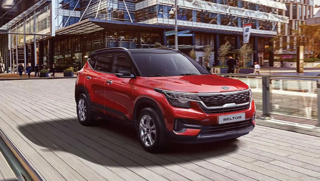 Kia Seltos inaugura una nueva línea de diseño.
