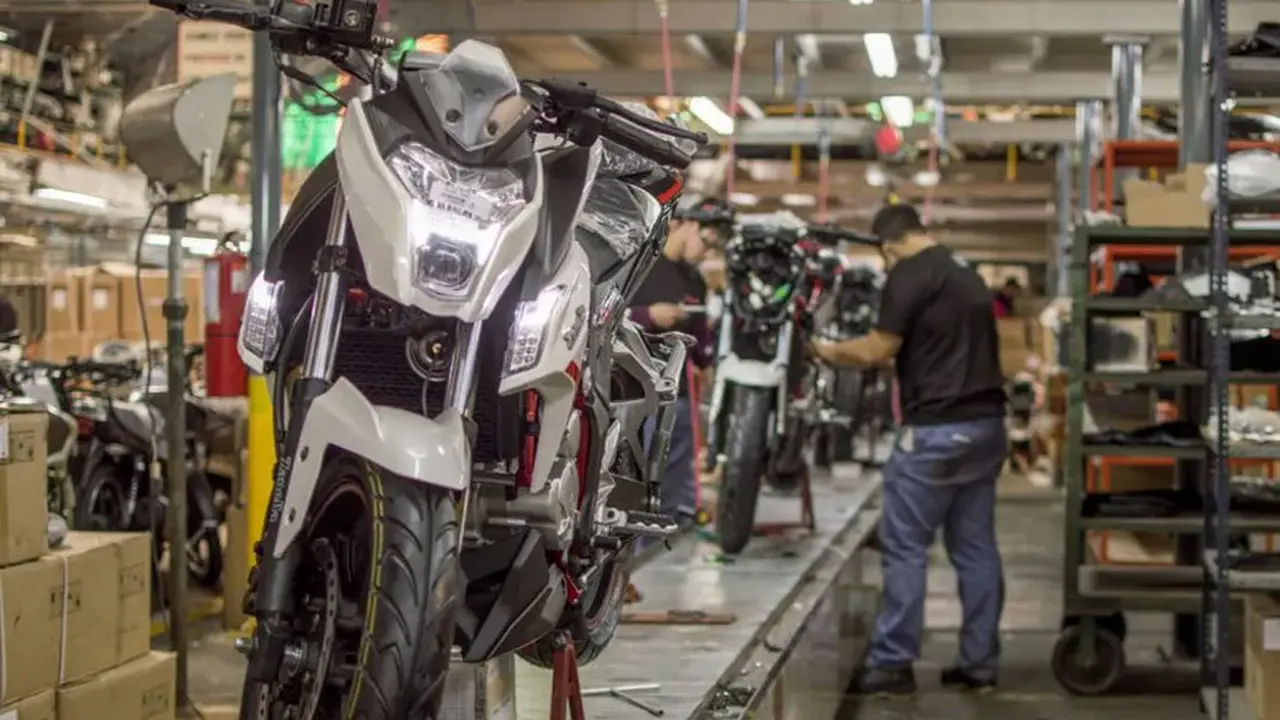 La producción de motos en el país impulsó las ventas.