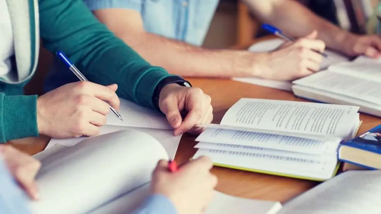 El estudio analizó las diferencias entre estudiantes de letras y de ciencias exactas