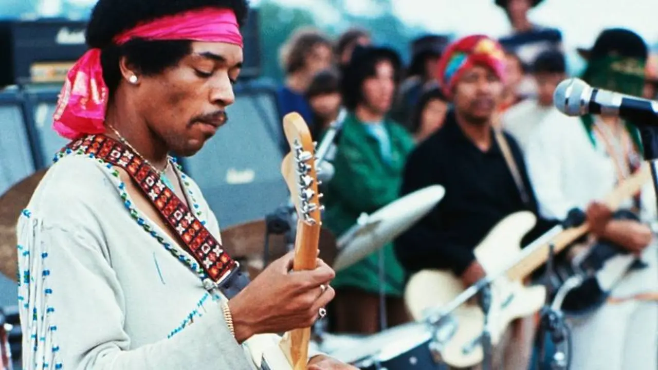 Jimi Hendrix tocó en Woodstock un año antes de su muerte