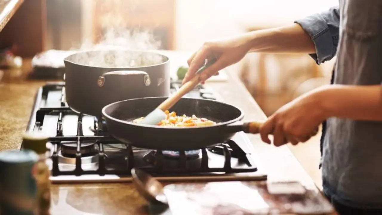 Cocinar en casa puede ser origen de buenas ideas para emprendimientos