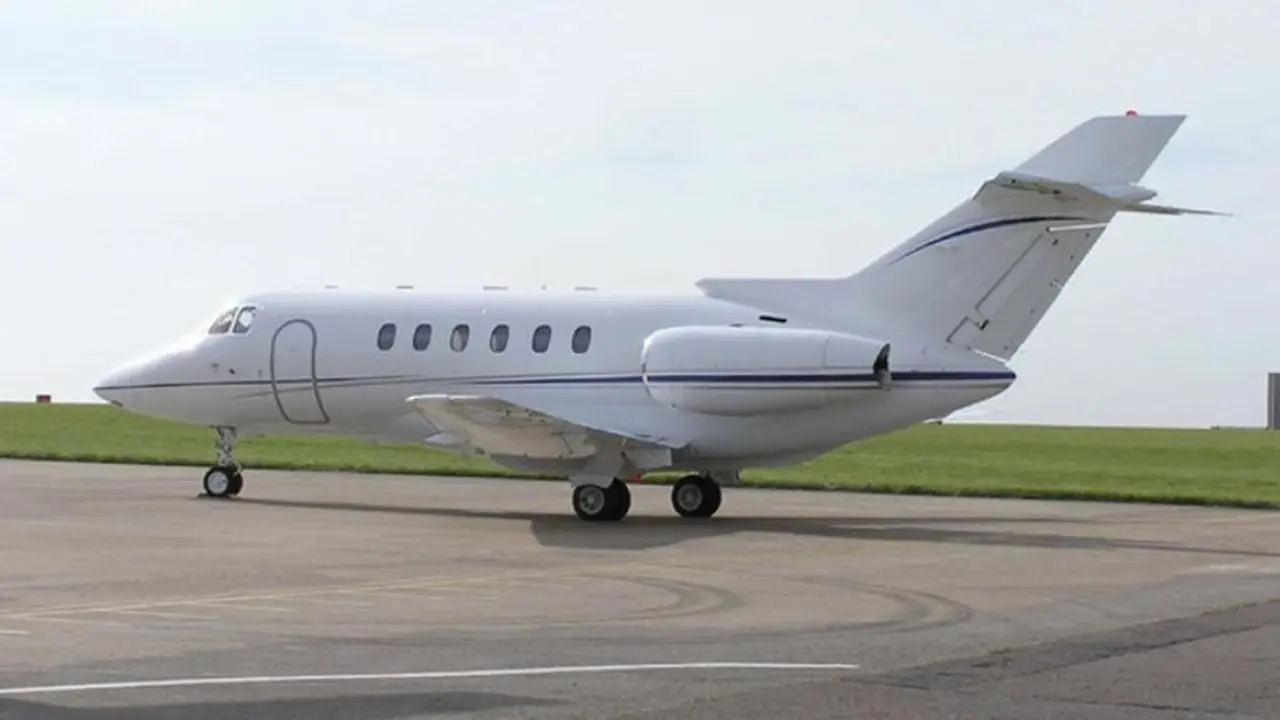 Un vuelo privado interno de dos horas cotiza en torno a los 4.500 dólares.