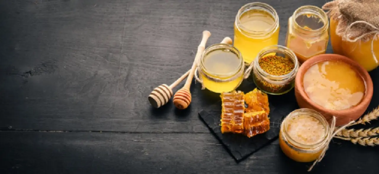 La miel se puede incorporar fácilmente a desayunos y meriendas pero también a carnes y salsas