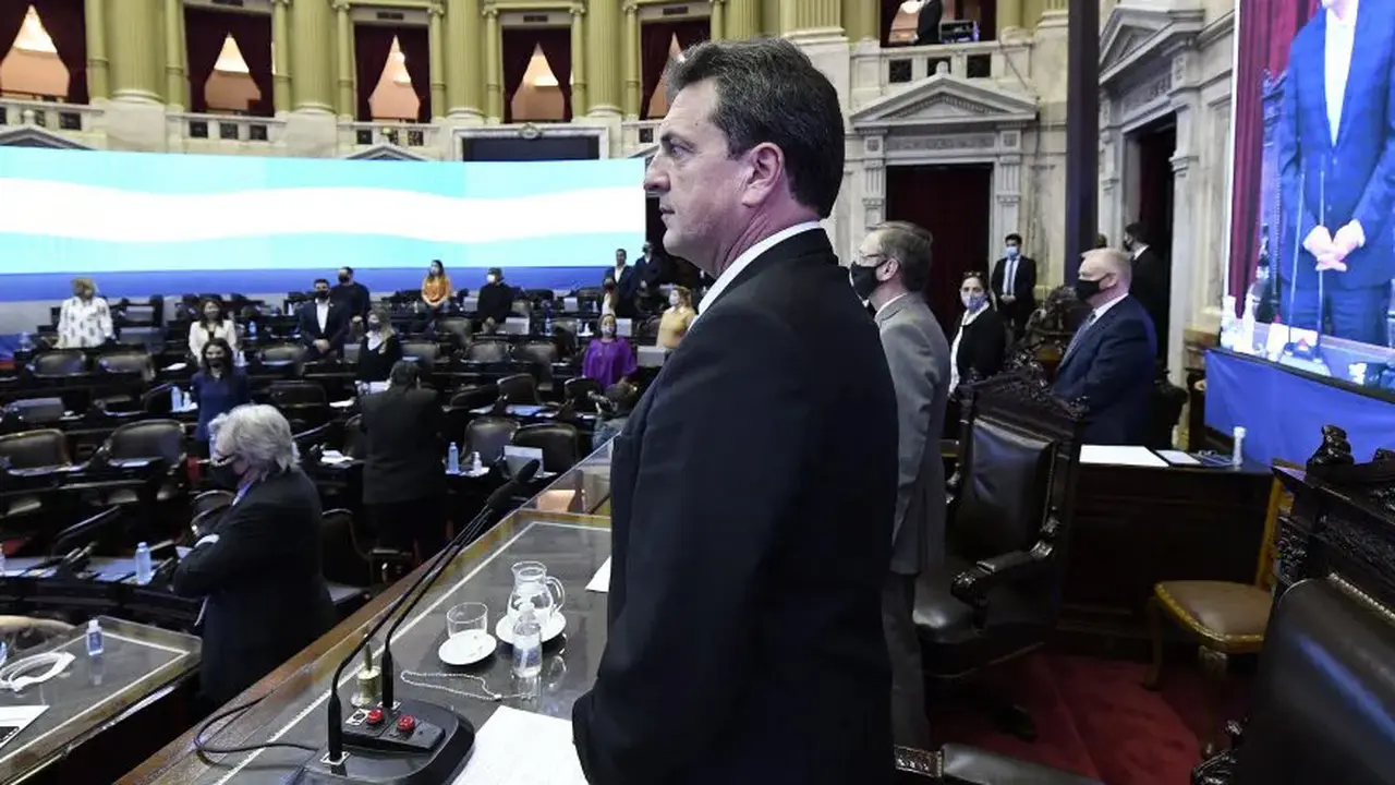 Algunos diputados oficialistas piden incluir una claúsula para que las jubilaciones no pierdan contra la inflación.