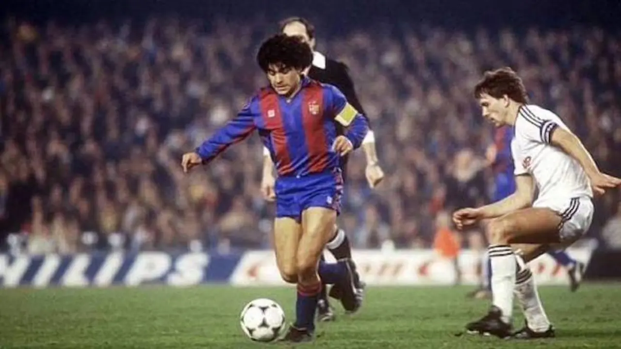 Maradona jugó unos años en el Barcelona