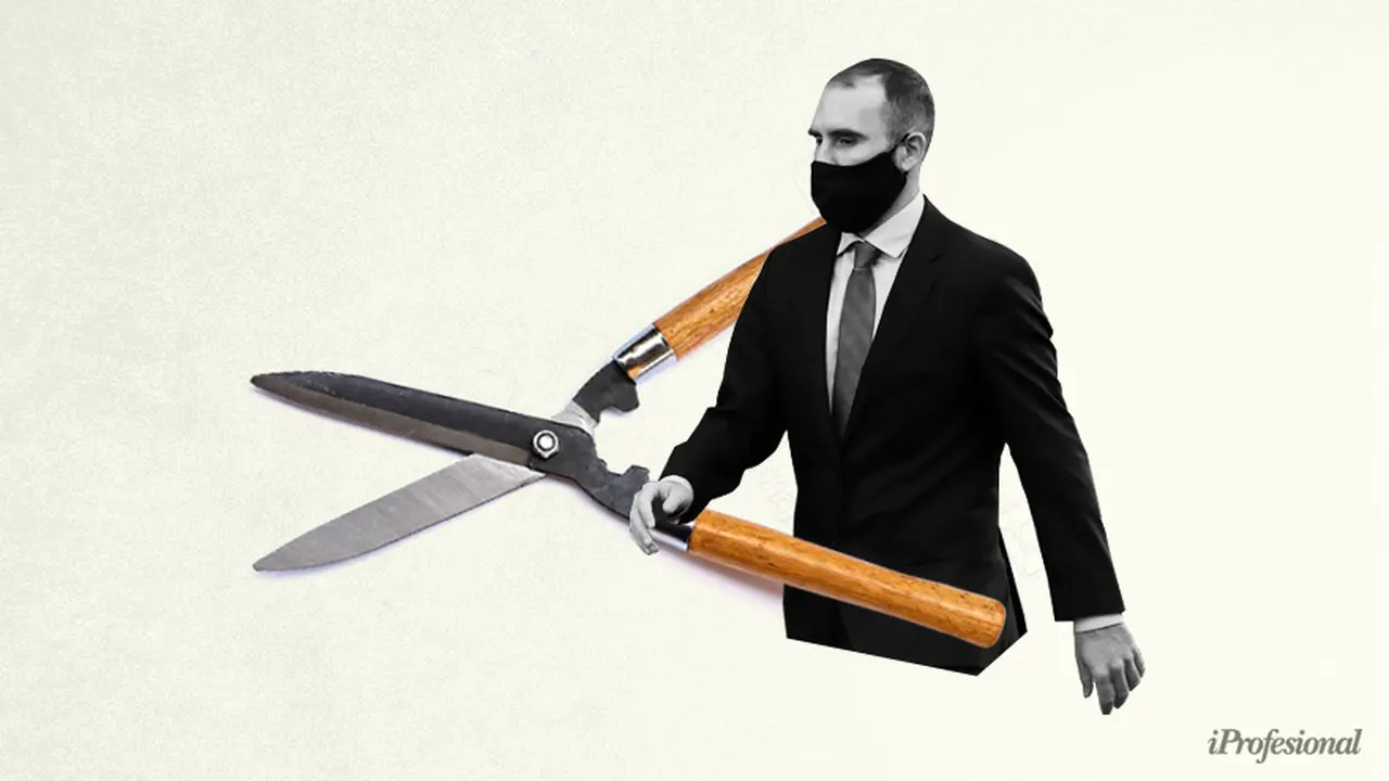 Guzmán desafía al kirchnerismo: planea una mejora fiscal basada en el recorte de salarios y jubilaciones